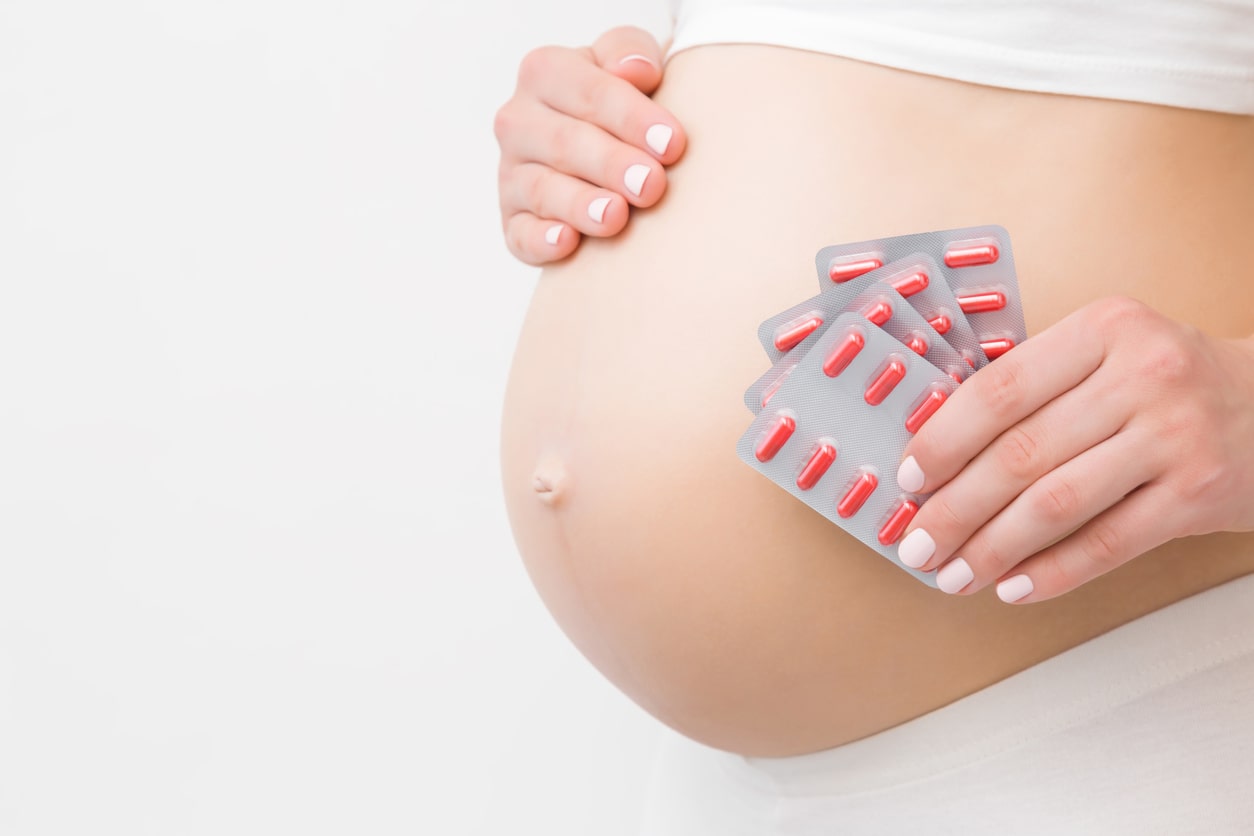 Grossesse : médicaments contre-indiqués